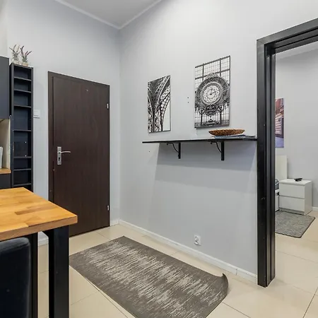 Standard&mainstreet Διαμέρισμα Λοτζ